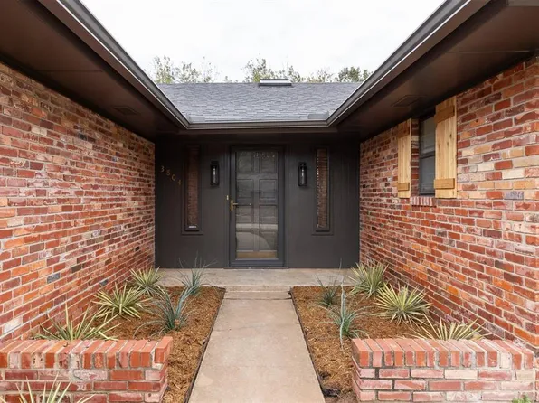 3804 Jim Robison Dr, Edmond, OK 73013