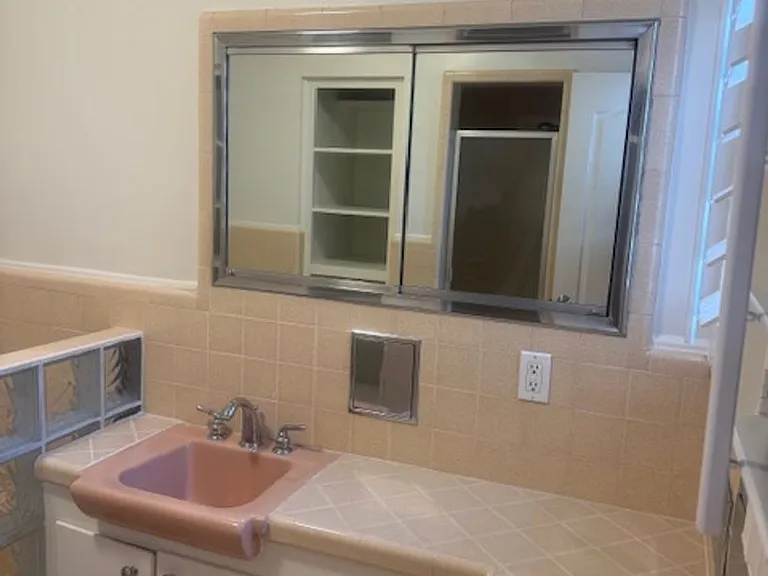 4525 E Village Rd — Photo 6