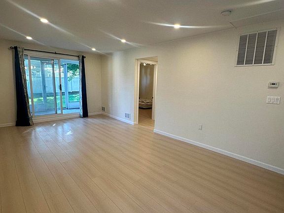 2nd image of 567 Buchanan Ave #A