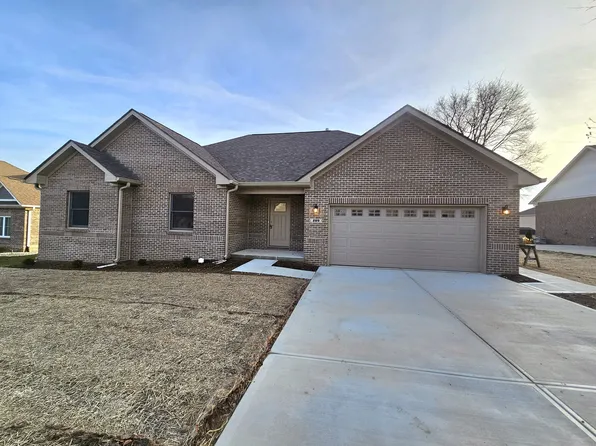 289 S Woodridge Dr, Pittsboro, IN 46167