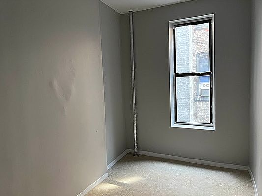 4th image of 122 E 103rd St APT 12A