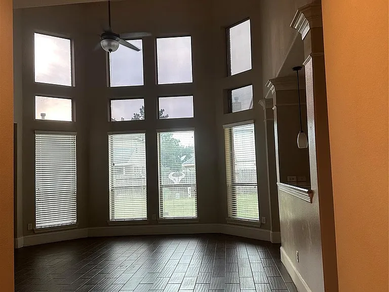 13915 Sawmill Run Ln — Photo 15