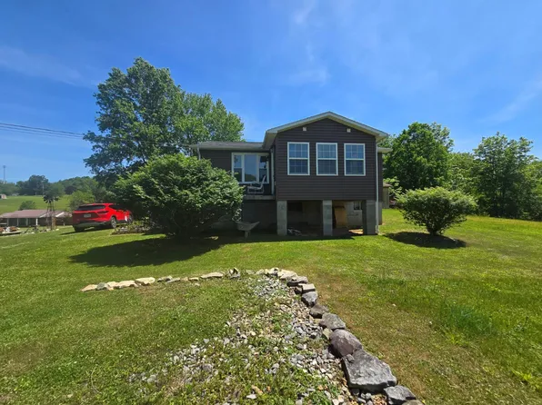 465 Rock House Rd, Lester, WV 25865