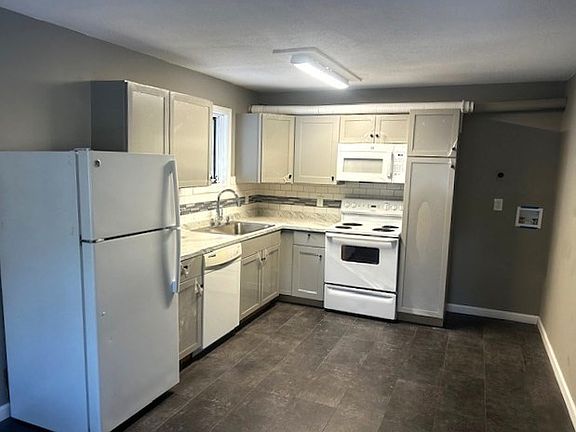 4th image of 35-39 N Leverett Rd