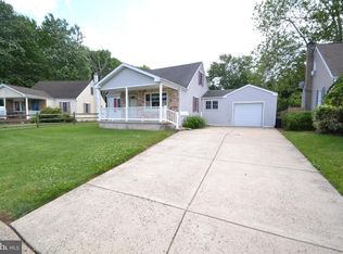 114 Penn Ln, Fallsington, PA 19054