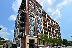 1st image of 320 E 21st St Unit 305