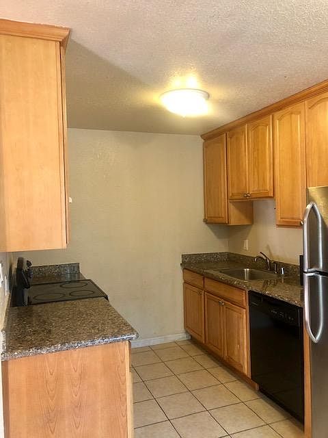 1st image of 455 S 8th St #8