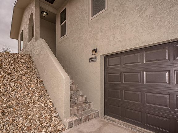 4th image of 3263 Thunderbird Dr