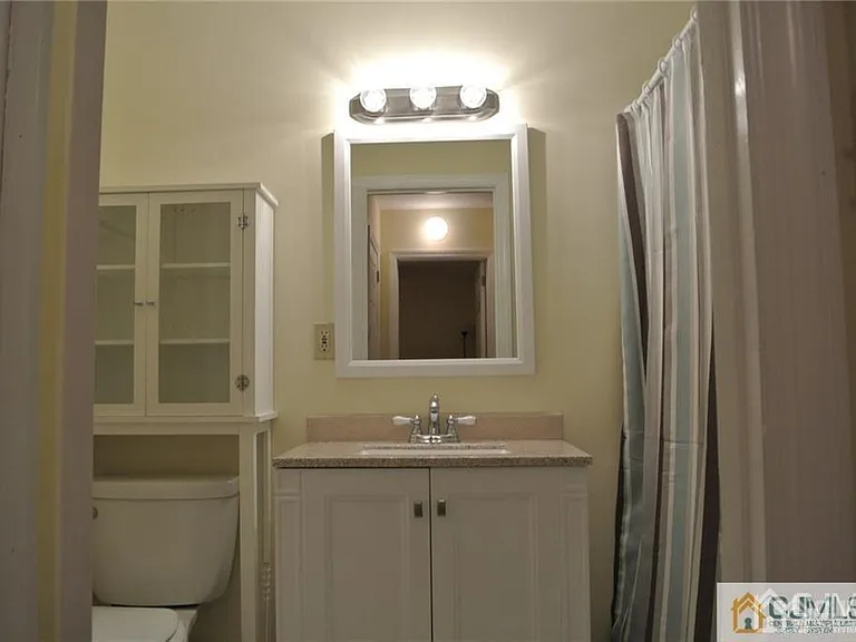 20-7 New Rd #7 — Photo 10