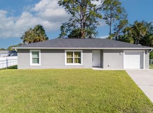 8073 Sherwood Cir, Labelle, FL 33935