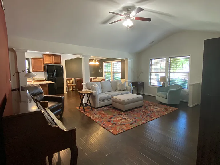 627 Fountainbrook Ln — Photo 15