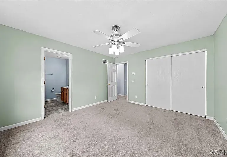 123 Woodlake Ct — Photo 12