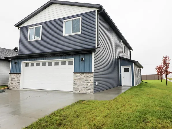 734 1st Ave, Horace, ND 58047