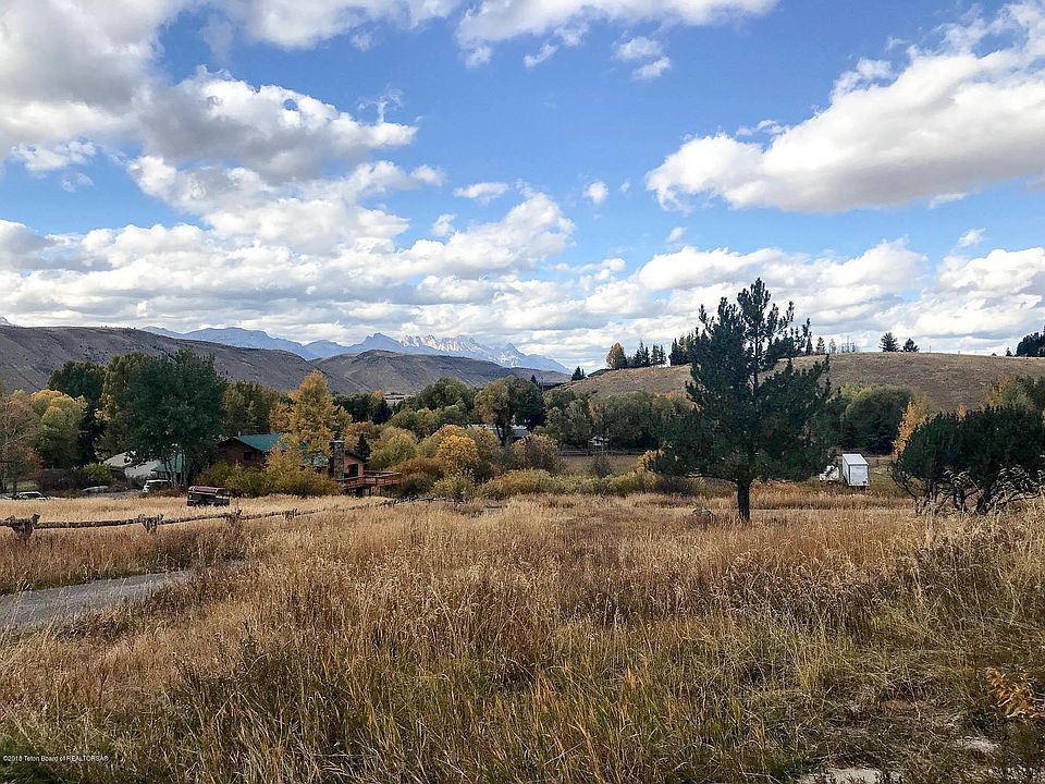 1st image of 855 Upper Cache Creek Dr