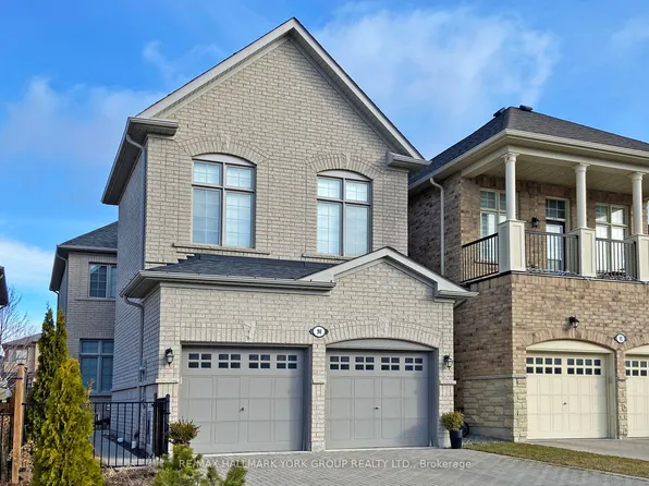 90 Braebrook Dr, Whitby, ON L1R 0M9