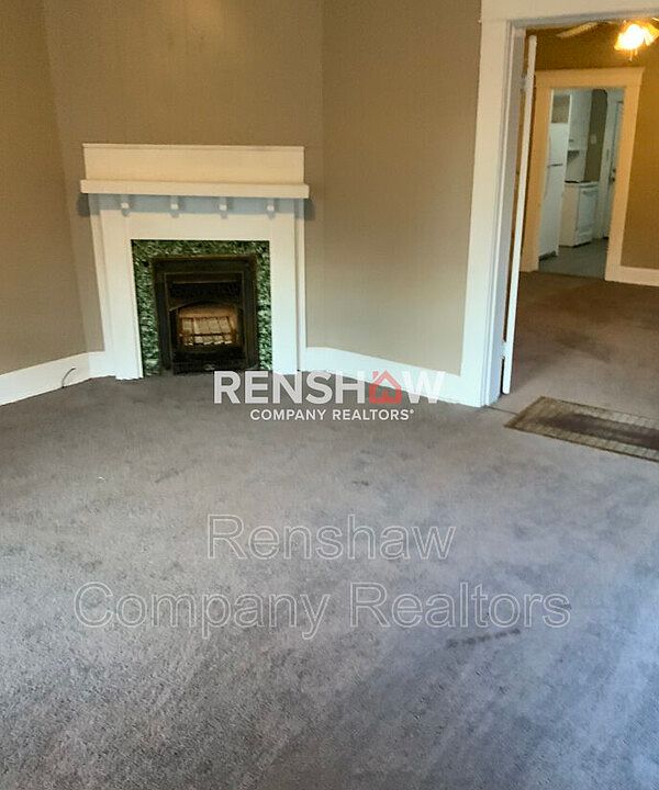 1st image of 703 Saint John Ave