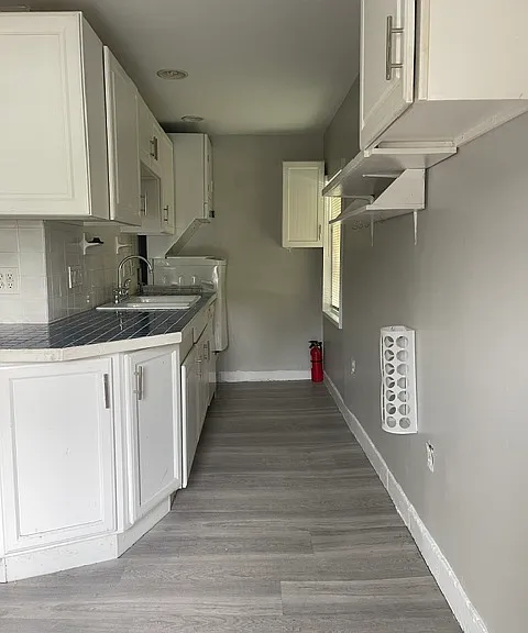 131 Portsea St #131 — Photo 3