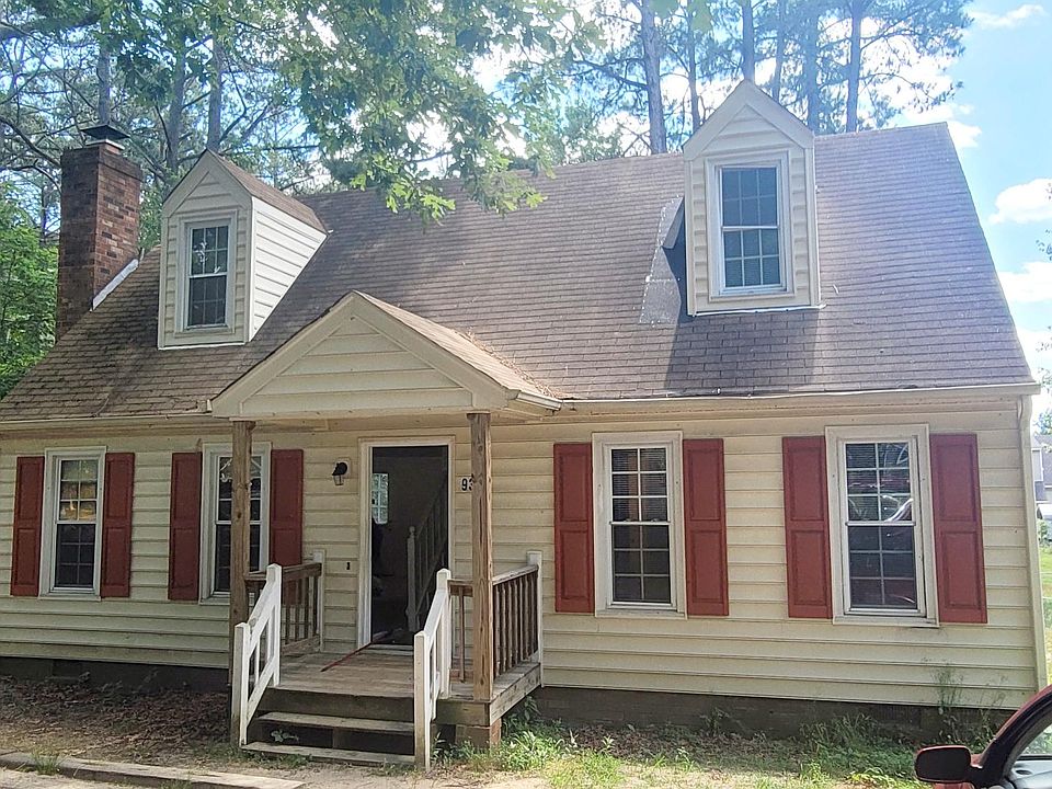 1st image of 9305 Fox Run Dr