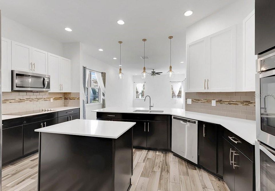 10466 Siddington Dr, Orlando, FL 32832 | MLS #O6392781 | Zillow