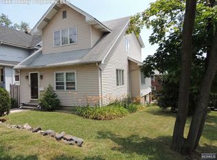 185 Teaneck Rd, Ridgefield Park, NJ 07660