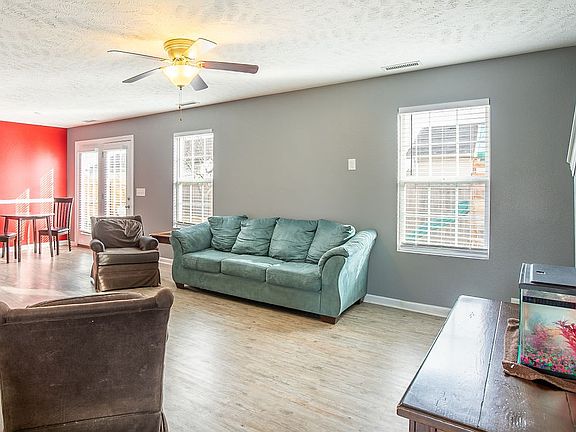 5th image of 1410 Destiny Dr