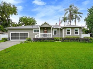 6 S Canal Dr, Yalaha, FL 34797