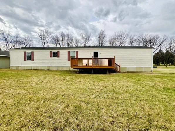 802 Slip Up Creek Rd, Brookings, SD 57006