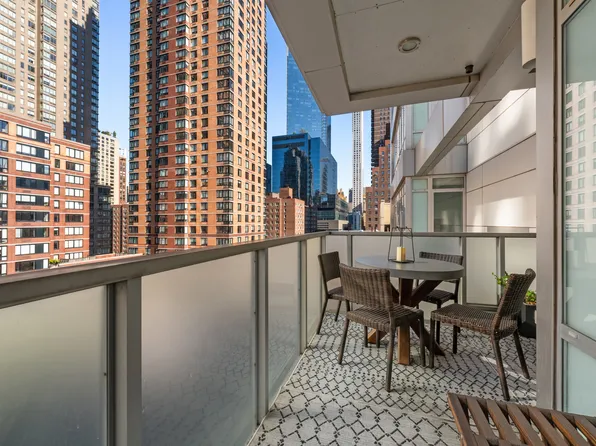 426 West 58th Street image 21 of 21