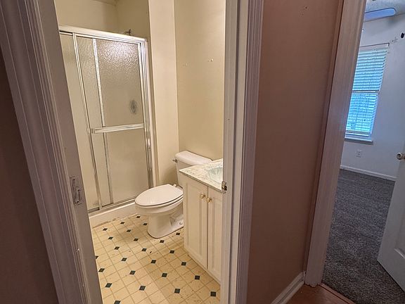 4th image of 103 Greenwood Dr