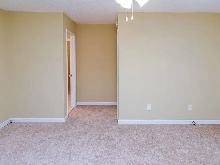 207 Mountain Ridge Dr SE — Photo 32