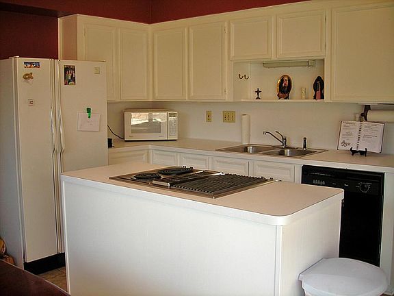 5th image of 3903 Heathersage Dr