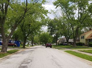 550 W Winchester Rd, Chicago Heights, IL 60411