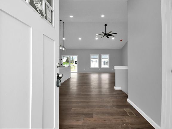 2nd image of 2144 Ava Ln