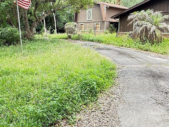 2nd image of 2260 Hontoon Rd