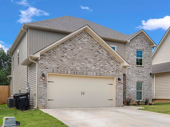 3rd image of 216 Lorrin Ln