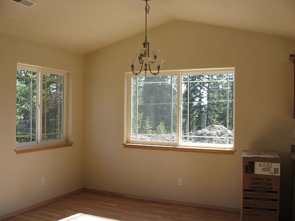 3rd image of 146 Taygen Ln Building 8