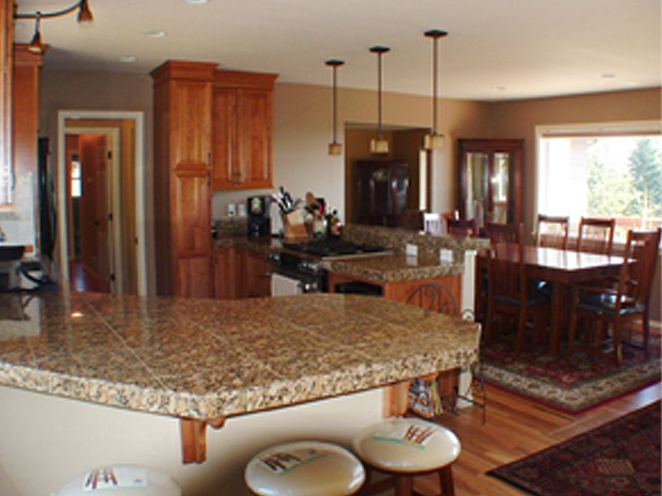 Kitchen and Dining room