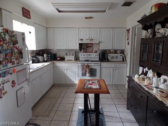 5th image of 4146 Mandarin Ct
