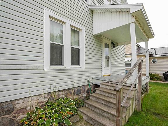 5th image of 311 White St