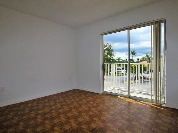 Master Bedroom balcony
