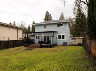 22130 River Bnd, Maple Ridge, BC V2X 9P3