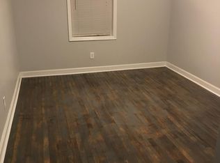 112 W 56th St #1, Savannah, GA 31405