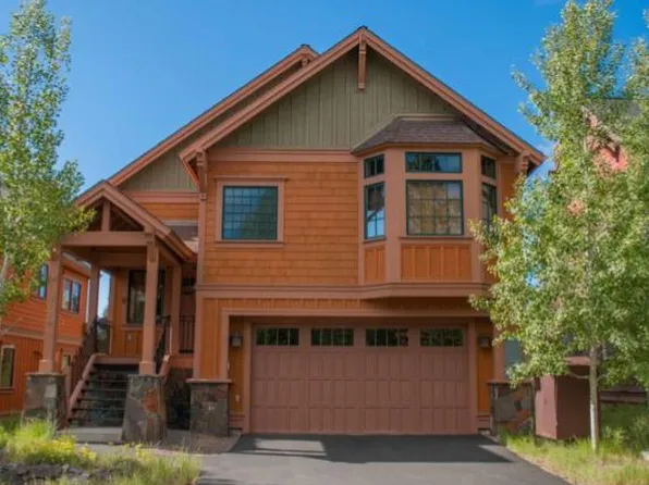 9730 Sean Pl, Truckee, CA 96161