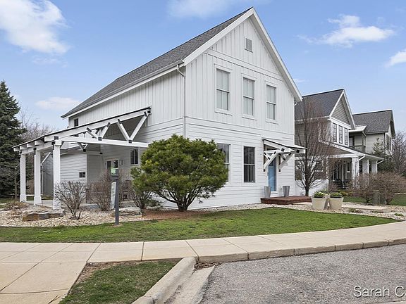 2nd image of 2215 New Town Dr NE #1