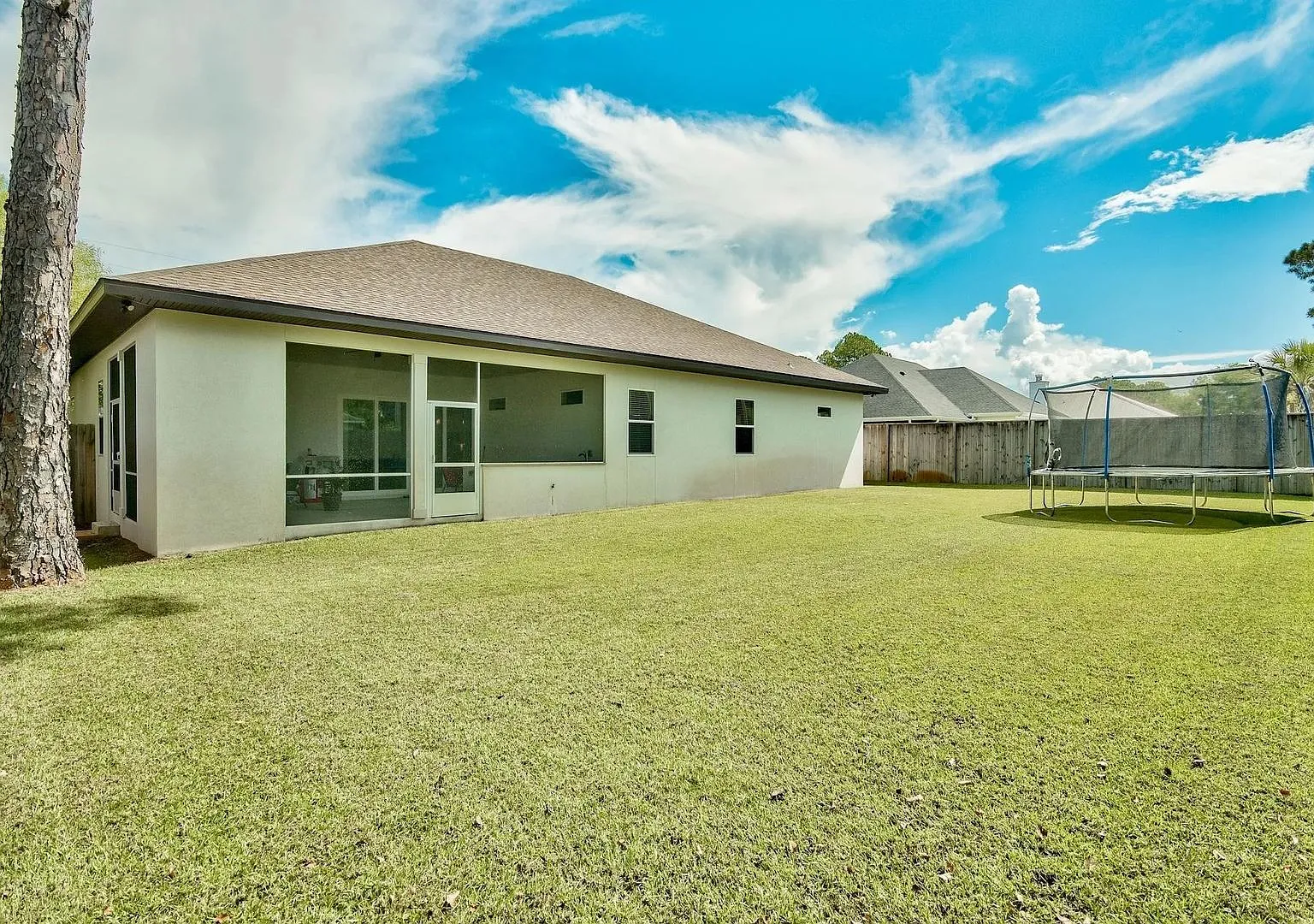 Spacious 4-Bedroom Home for Long-Term Lease in Holiday Shores | Miramar Beach, FL — Photo 3