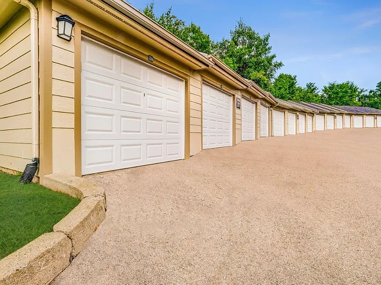 Highlands of Montour Run Apartment Homes — Photo 46