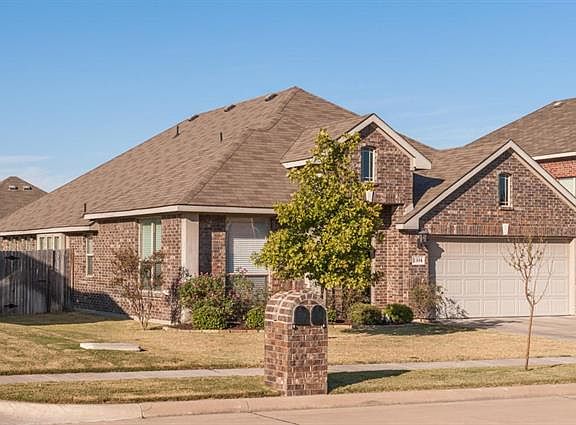 2nd image of 1304 Fox Glen Trl