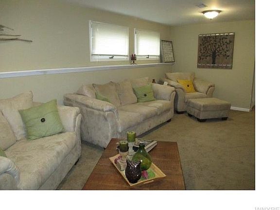 4th image of 34 Wedgewood Dr
