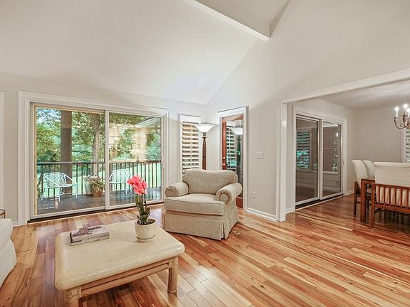 4th image of 2515 Camden Glen Ct