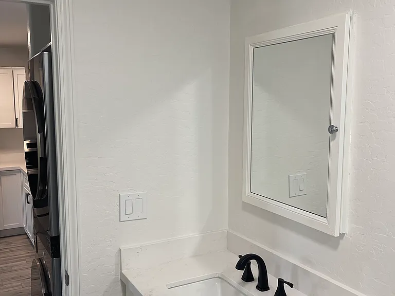 3120 W Surrey Ave — Photo 10